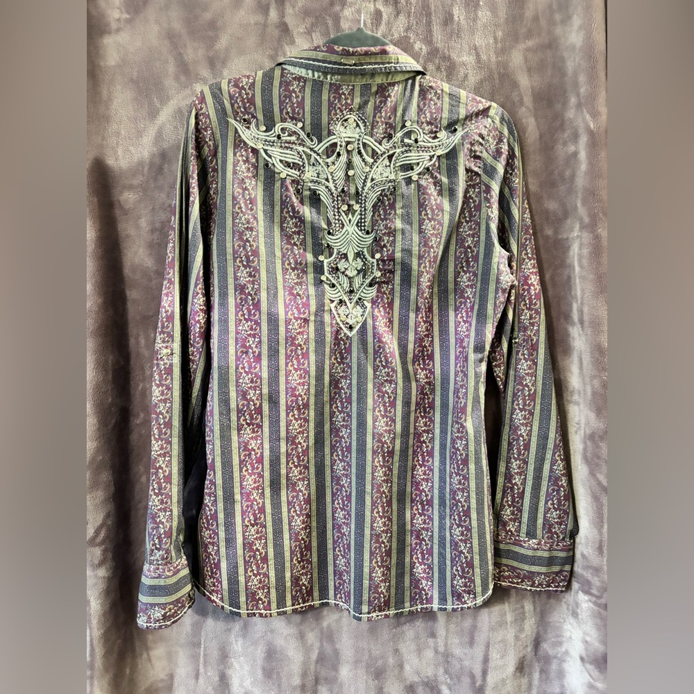 Destined To Roar Multicolor Embroidered Rhinestone Shirt - Picture 2 of 12